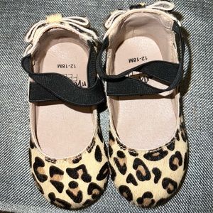 Monkey Feet Leopard print bow back flats